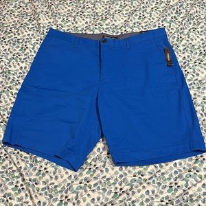 Short Michael Kors /Stretch Size 34/New With tags / Collor Grecian Blue